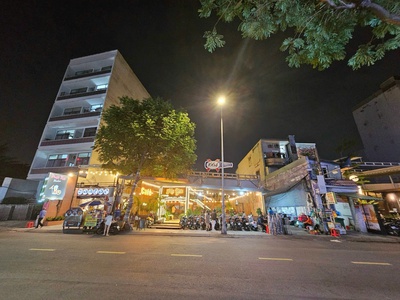 Bán nhà mặt tiền thoại ngọc hầu, diện tích 2200m2 thổ cư giá 410 tỷ 2