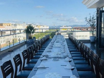 Cần Bán Gấp Khách Sạn 3MG LakeSide 400 tỷ 2