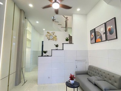 NHÀ mới xây- 3 Tầng hxh  Đường Hồng Bàng -Q 6-5,x tỷ   DỌN VÀO Ở NGAY 2