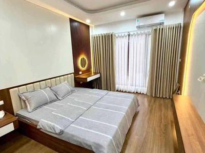 Bán nhà đình thôn 35m , 6 tầng, ô tô đỗ cửa, nhà đẹp ở luôn, chỉ 10 tỷ 2