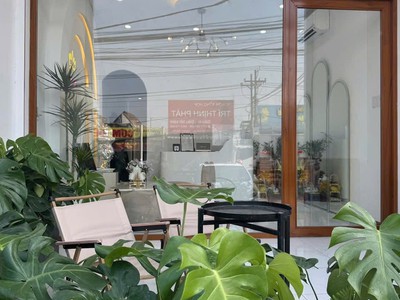 Cho thuê mặt bằng kinh doanh vị trí đẹp quốc lộ 1a, gần ngã 3 trị an 1