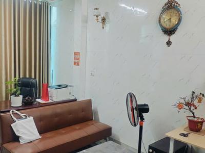 Nhượng lại văn phòng tầng 2 toà nhà 252 kim giang 2