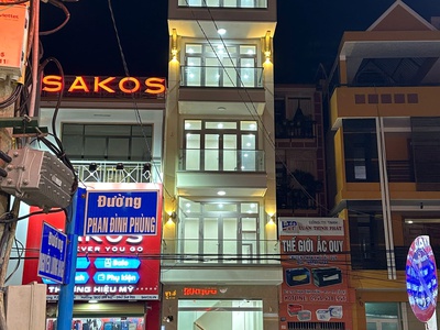 Cho thuê nhà nguyên căn 8 phòng phan đình phùng đà lạt 40tr 0