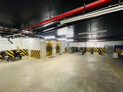 Tòa Văn Phòng Lạc Long Quân 300M2 Mặt Tiền 16M 155 Tỷ - Vỉa Hè Ô TÔ 2