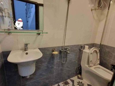 Nhà phố Khâm Thiên 24m2 x 5T nhà thoáng sáng, mới đẹp, về ở ngay, nhỉnh 5 tỷ 5