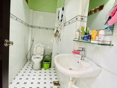 Nhà bình thạnh, giá hóc môn - gần ngay chợ bà chiểu - bình thạnh, quận 3, 1 chỉ 7 phút- chỉ 4.8 tỷ 1