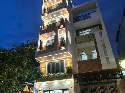 Măt tiền kinh doanh Lê Văn Quới 82m2 6 tầng đúc 6pn 5wc thang máy sân thượng chỉ 15 tỷ 0