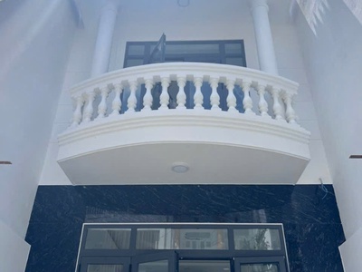 Cho thuê nhà nguyên căn mới xây thoáng mát, sạch đẹp 0