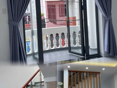 Cho thuê nhà nguyên căn mới xây thoáng mát, sạch đẹp 2