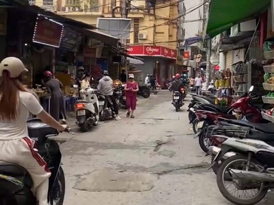 Cho thuê mặt bằng kinh doanh đẹp ngay cạnh chợ cốm, mễ trì hạ 1