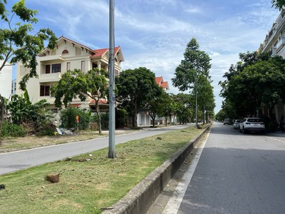 Bán đất nhà vườn 128m2, mặt tiền 8m, mặt đường đôi Nguyễn Cao, KĐT Tuệ Tĩnh, TP HD, vị trí đẹp 0