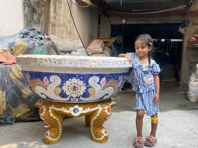 Chậu xi măng thủ công , chậu cẩn miểng , khảm sành sứ 1