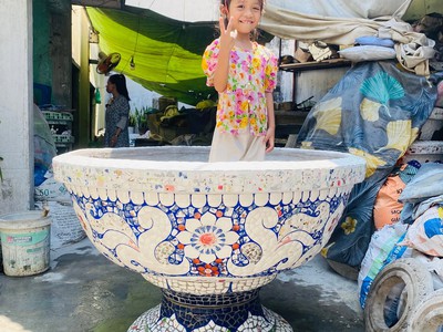 Chậu xi măng thủ công , chậu cẩn miểng , khảm sành sứ 6