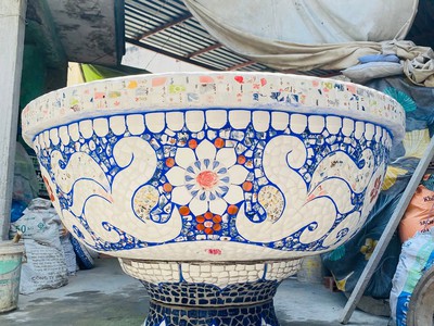 Chậu xi măng thủ công , chậu cẩn miểng , khảm sành sứ 7