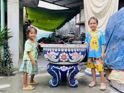 Chậu xi măng thủ công , chậu cẩn miểng , khảm sành sứ 11
