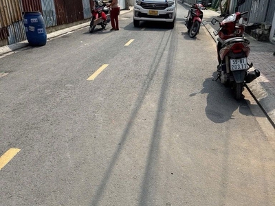 D2547   cơ hội hiếm đất hẻm nhựa 6m có lề thạnh lộc 3 sát gò vấp, 6.x tỷ 2