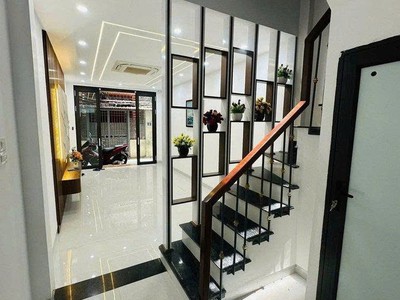 Chỉ 9.9 tỷ-35m x 5t-duy nhất 1 căn có thang máy-ở ngay-giá quá rẻ-kim mã, ba đình, hn 2