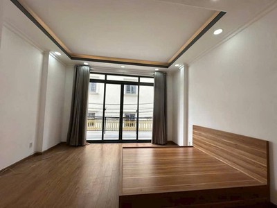 Chính chủ cho thuê nhà nguyên căn quận 7 4 phòng ngủ 3