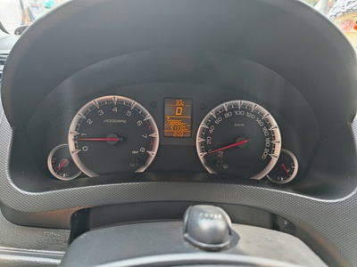Suzuki Swift 2016 Hatchback Trắng 51.000 km 2
