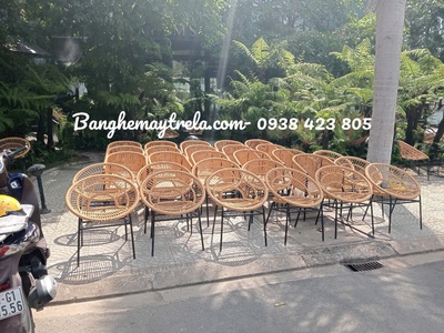 Bàn ghế mây nhựa 3