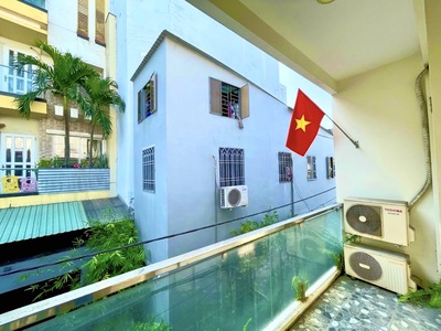 Cần bán nhà rộng gần 50m2, hẻm trải nhựa đẹp, ô tô cửa ngay tại trung tâm Tân Bình. 2
