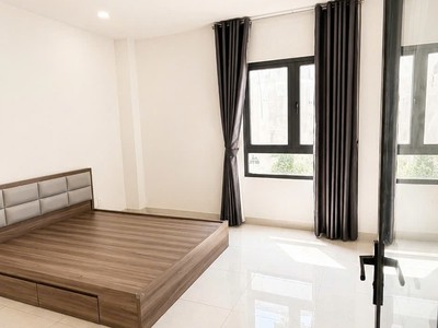 Cho thuê nhà nguyên căn hẻm ô tô 1 trệt 3 lầu full nội thất cơ bản 1