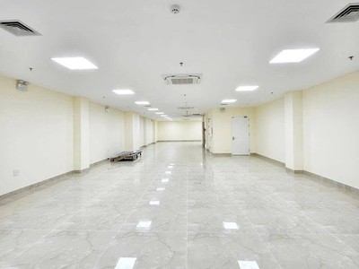 Tòa Văn Phòng Võ Chí Công 10  Tầng 1 Hầm Mặt Tiền 8M 250M2 Hiện Đại 1