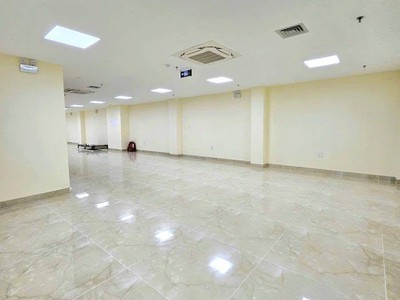 Tòa Văn Phòng Võ Chí Công 10  Tầng 1 Hầm Mặt Tiền 8M 250M2 Hiện Đại 4