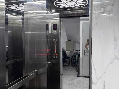 Cho thuê CC mini, có thang máy, có gác xép, có ban công gần trường Bách-Kinh-Xây, 9