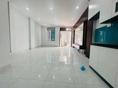Nhà Đẹp Di Trạch Nhổn 46m 5 tầng Chỉ 5 ty2 - Ngay Sát Vành Đai 3.5 - Ô tô - Ở cực thoáng 3