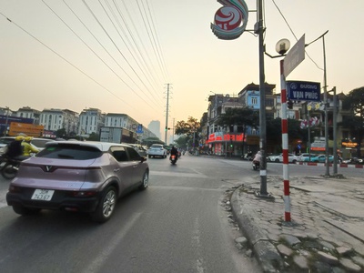 Bán đất đg vạn phúc hà đông, dt78m2, mt5m, ôtô kd, 25.3 tỷ 2