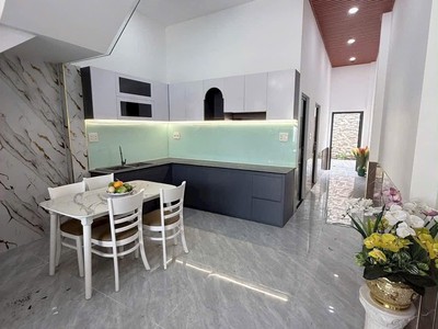 Dành cho anh/chị yêu thích không gian sống thoáng mát, có sân vườn nhỏ 3