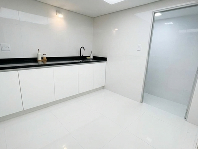 Kh025 sát gò vấp, nhà mới 5x14m vuông vức, dòng tiền 8tr/tháng, 5.x tỷ 1