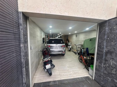 Xuân thới đông hóc môn trục nhưa 8m, 3tầng, 160m2, nhinht 6t 2