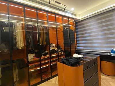 Bán nhà phố cổ phùng hưng xách vali vào ở luôn 45m , 6 tầng, mặt tiền 4m, giá 19,4 tỉ, ngõ rộng 2