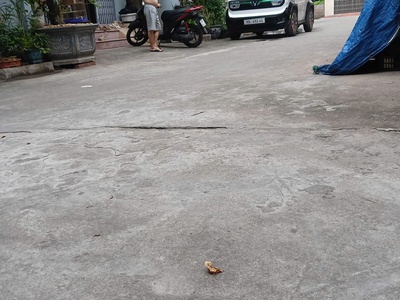 Vị trí đẹp. bán nhà đường thạch bàn - long biên 0