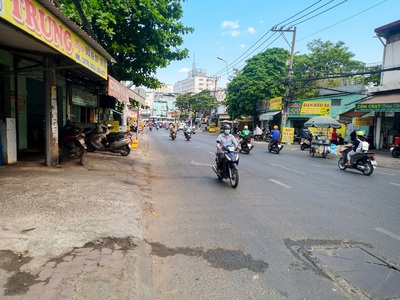 H2572 quỹ đất lớn mặt tiền quốc lộ 13 sát bến xe miền đông, 3x tỷ 0
