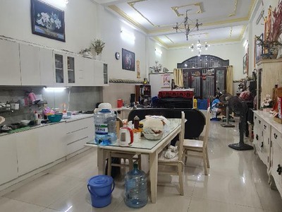 Bán nhà ngay đầm semn 4 tầng kiên cố ngang 5m hiếm có 115m2 nhỉnh 12 tỷ 0