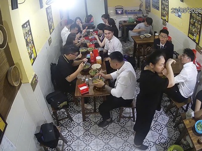 Sang nhượng mặt bằng quán ăn phố ẩm thực 89 nguyễn văn tuyết ,đống đa, hà nội 2