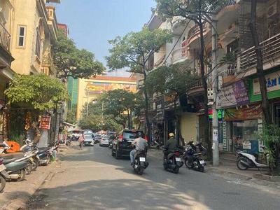 Bán nhà 3 tầng phố Lê Hồng Phong, 150m2, mặt tiền 7m, 2 mặt thoáng trước và sau, ô tô đỗ cửa 0