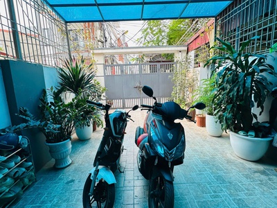 Bán nhà đẹp mặt đường nhánh gần chợ Cát Bi, giá hấp dẫn 2