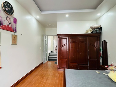 Bán nhà đẹp mặt đường nhánh gần chợ Cát Bi, giá hấp dẫn 4