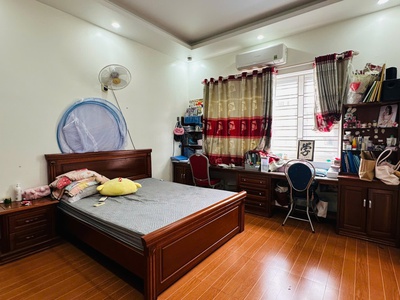 Bán nhà đẹp mặt đường nhánh gần chợ Cát Bi, giá hấp dẫn 11