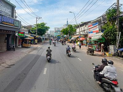 L2575 mặt tiền nguyễn xí 5.1m kinh doanh đỉnh, sát bến xe miền đông, giá 13.x tỷ 0