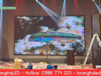 Lắp Đặt Màn Hình LED P2.5 3840Hz Tại Hội Trường Lớn - Nhà Máy Thép Việt Nam Vinasteel 3