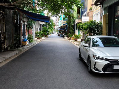 Bán nhà hẻm xe hơi gần đại học công thương tân phú, 3 tầng, ngang 5m 0