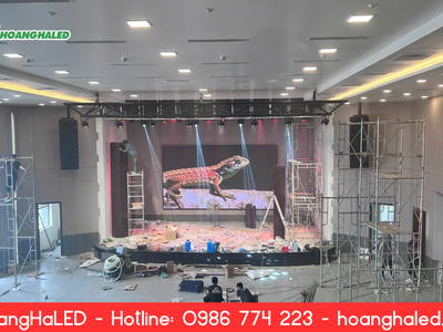 Lắp Đặt Màn Hình LED P2.5 3840Hz Tại Hội Trường Lớn - Nhà Máy Thép Việt Nam Vinasteel 6