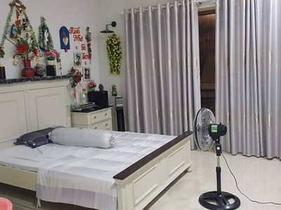 Hem ô tô lũy bán bích nhà đẹp lung linh tặng fun nội thất 90m2 ngang 4.4m 3 tầng nhỉnh 12 tỷ 3