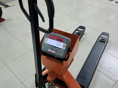 Cân điện tử xe nâng tay 2 tấn 0