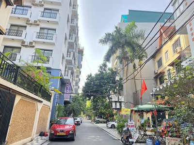 Mặt Tiền 12M Tô Ngọc Vân Ô TÔ Tránh Vỉa hè 250M2 50 Tỷ View Hồ , Xây Tòa 0